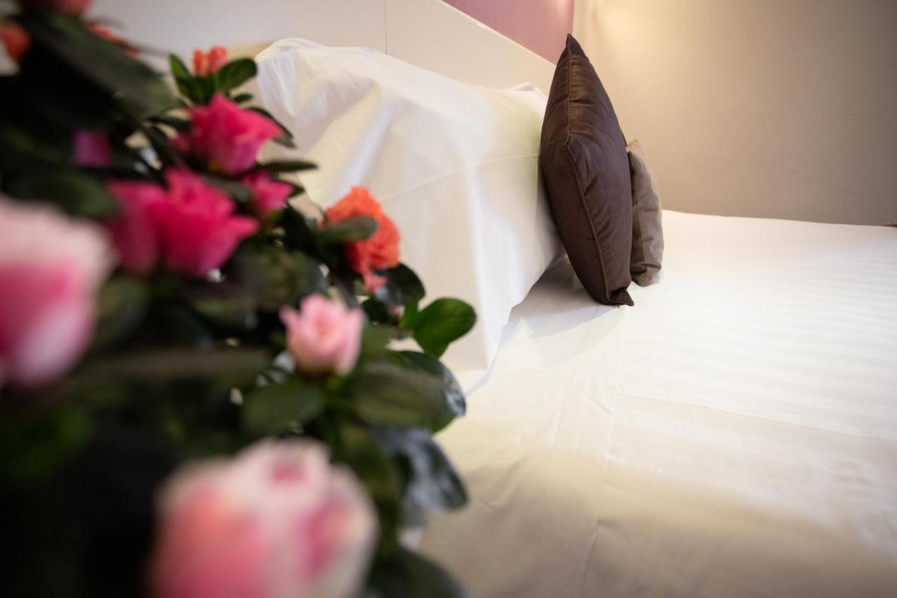 Il Piccolo Piacenza Hotell Exteriör bild